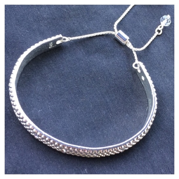 😎Terranova Cuff Bracelet - Picture 3 of 3